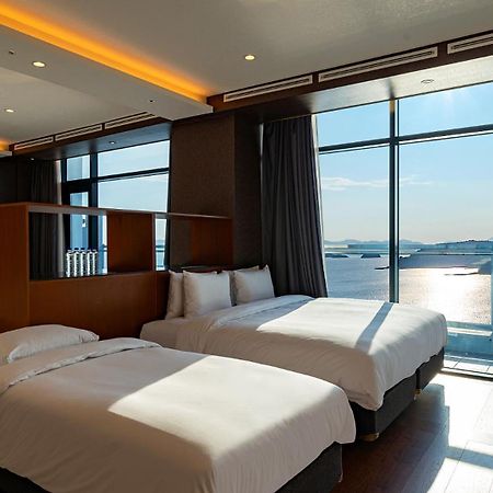 Hotel Jcs Yeosu Eksteriør billede