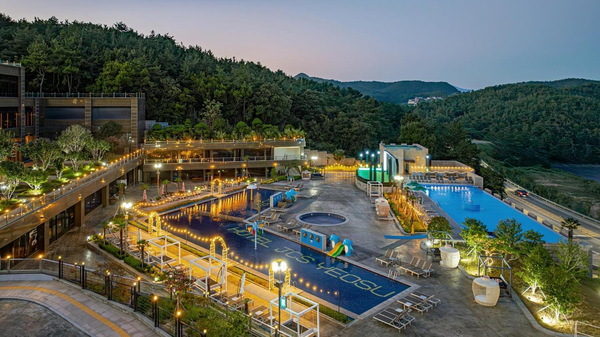 Hotel Jcs Yeosu Eksteriør billede