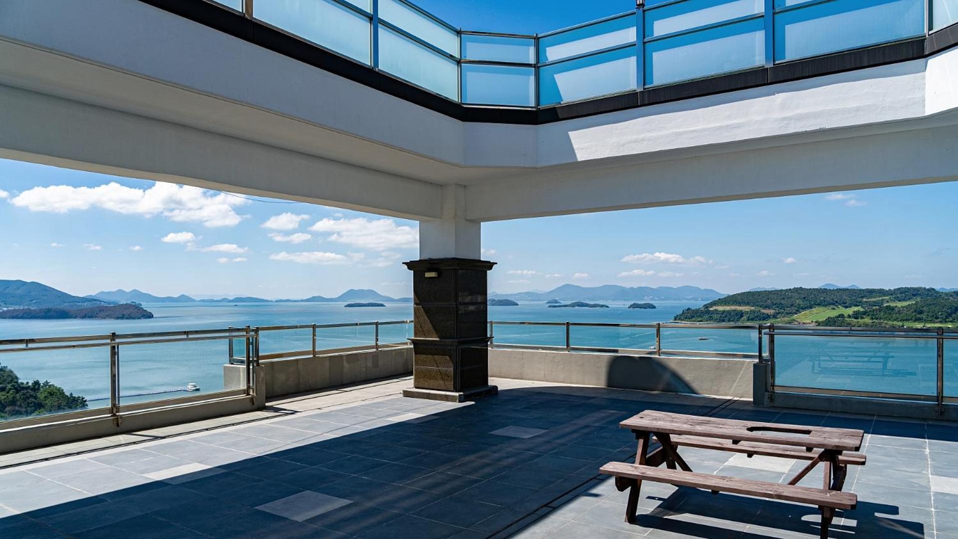 Hotel Jcs Yeosu Eksteriør billede