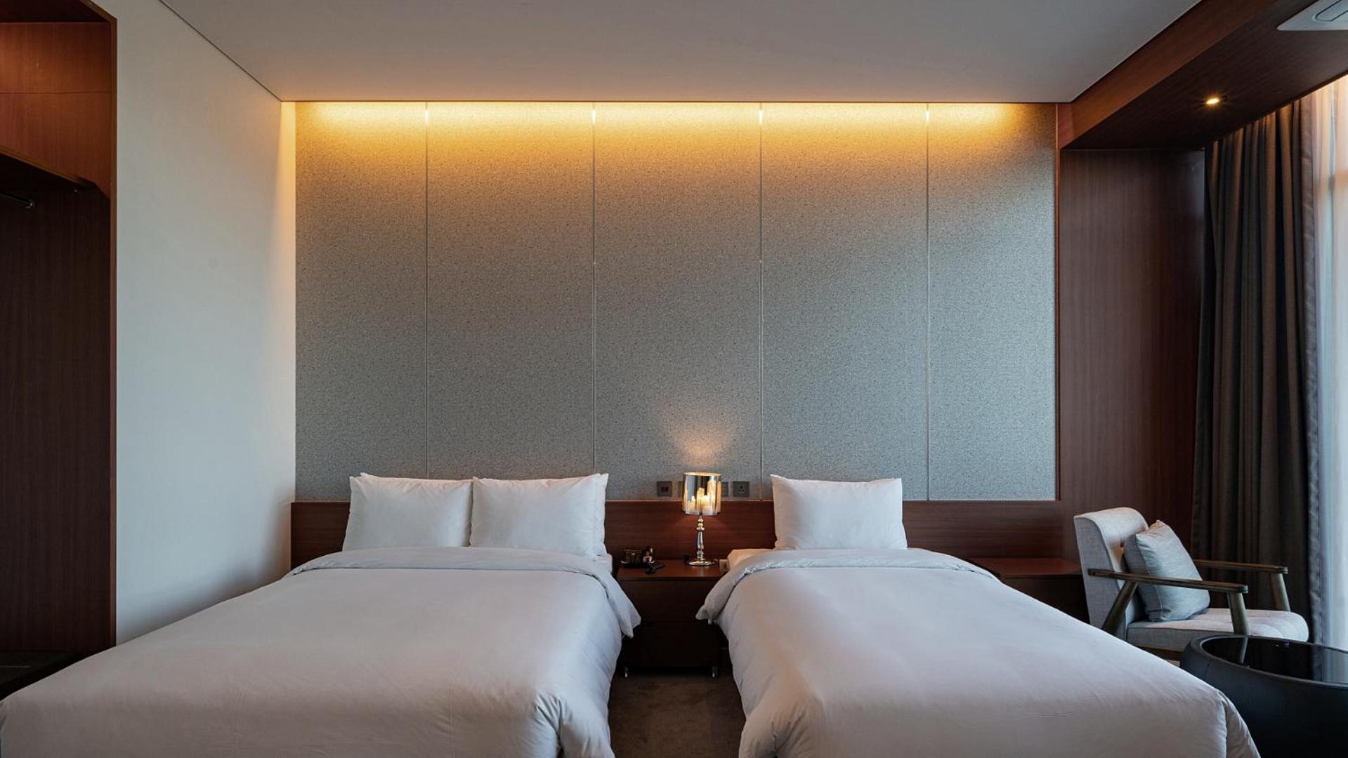 Hotel Jcs Yeosu Eksteriør billede