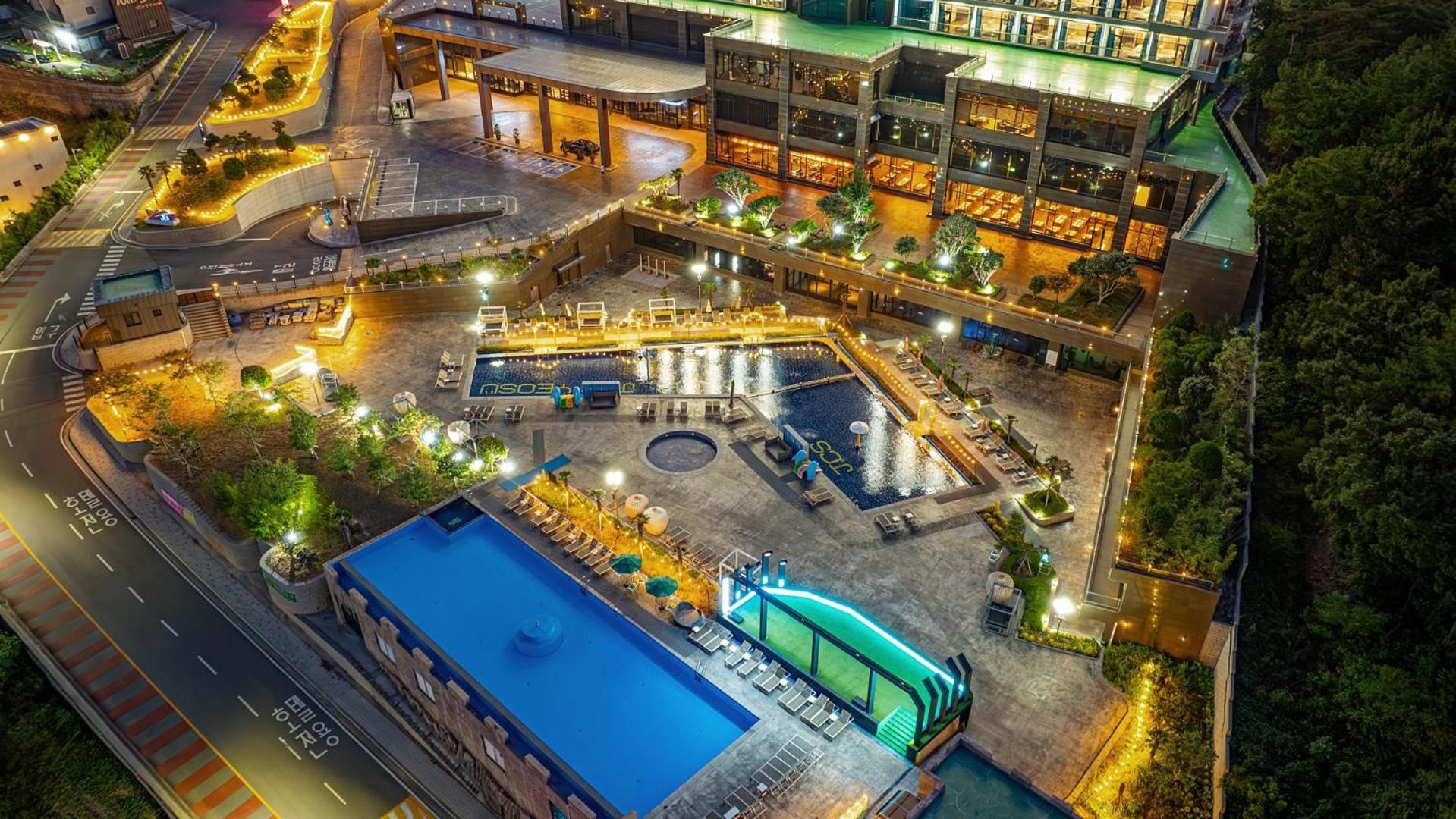 Hotel Jcs Yeosu Eksteriør billede