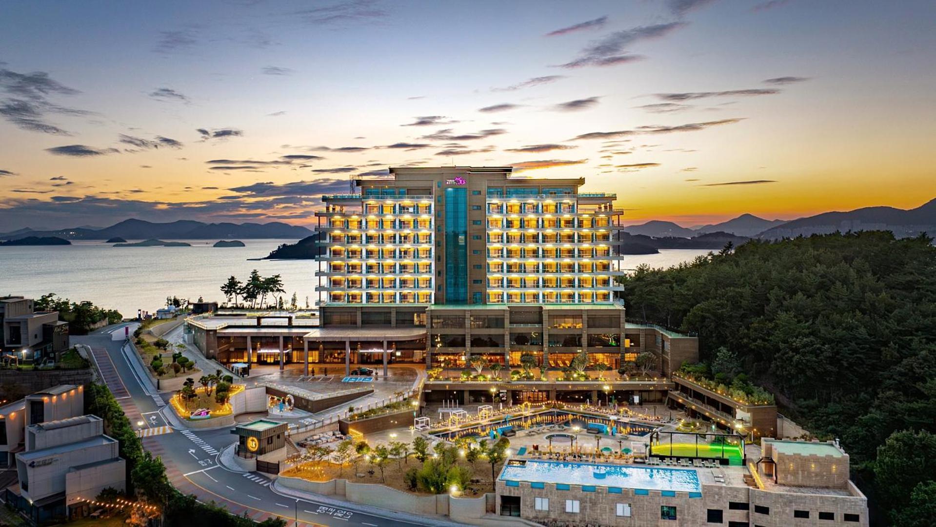 Hotel Jcs Yeosu Eksteriør billede